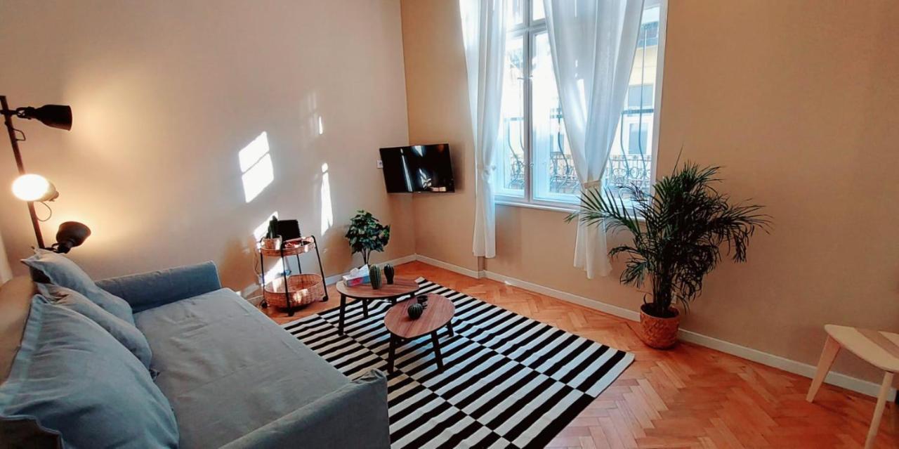 A+ Budapest Downtown Apartments Akacfa Ngoại thất bức ảnh